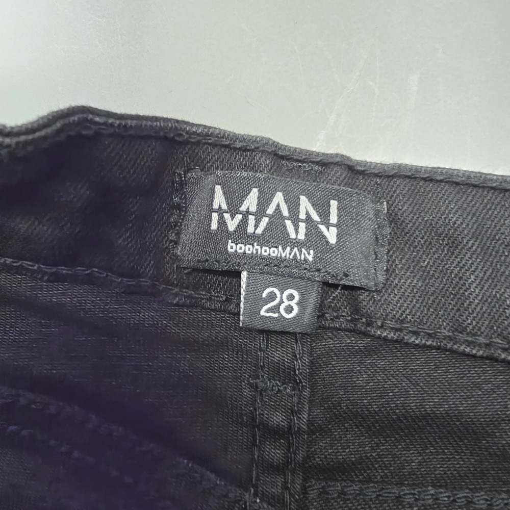 Boohoo Black Distressed Skinny Jeans for Men - Picture 3 of 16